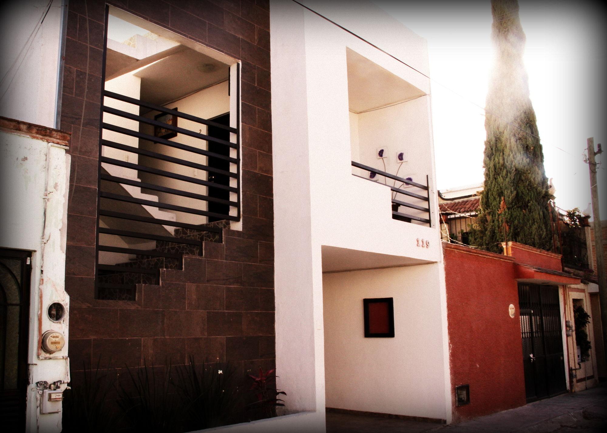 Residencia San Pablo Hostel Queretaro Exterior photo